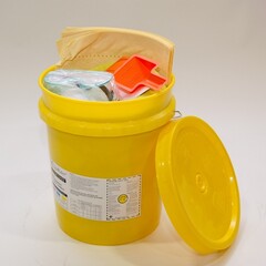 Buy Spilfyter Grab & Go Dry Base Neutralizer Spill Kit on sale online